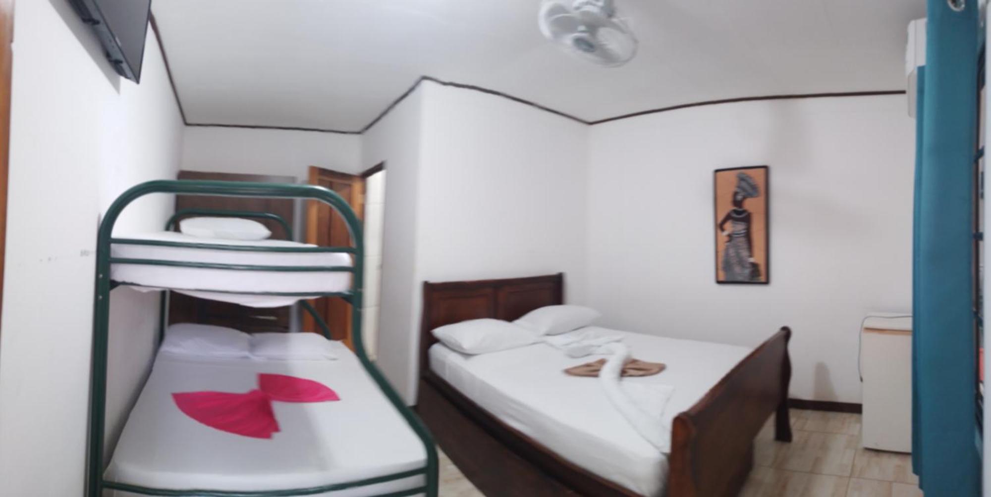 Cabinas Smith Cahuita Room photo